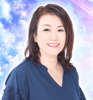 オーラ占いが当たる占い師、堂園りま先生