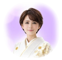 麗楽（レイラク）先生