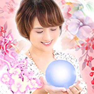 龍愛華（リュウアイカ）先生